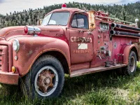 image bg Rusty Cars Slide