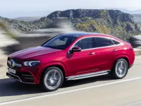 image bg Mercedes-Benz GLE Coupe Slide